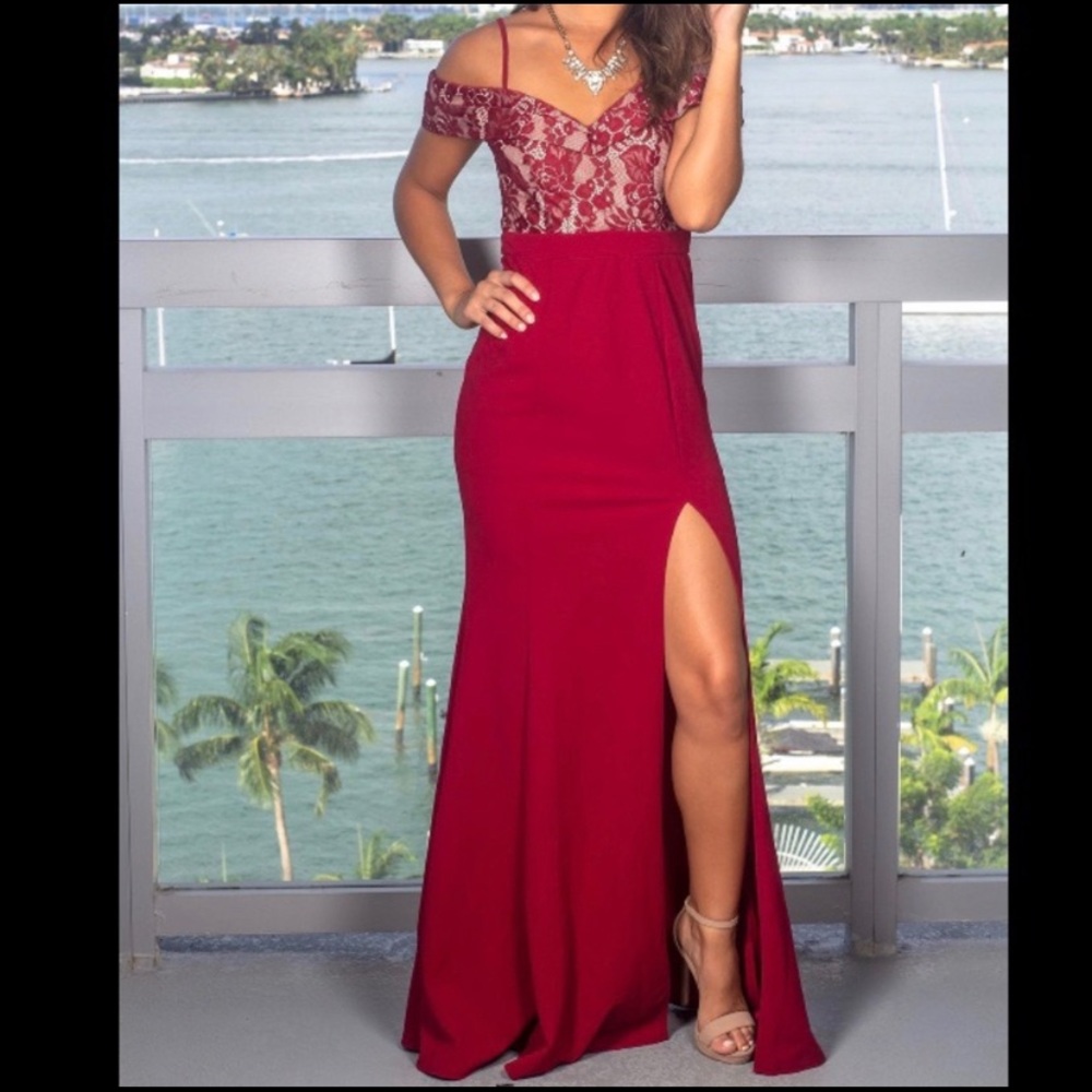 Burgundy Cold-Shoulder Maxi Dress